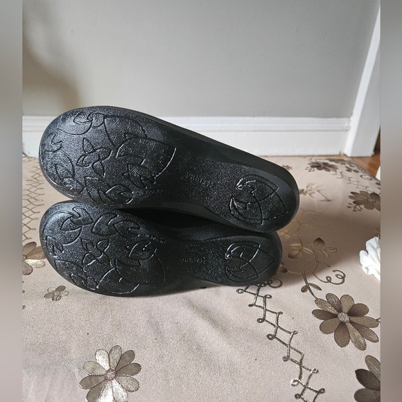 ZIERA WOMENS Allsorts Hiker Shoes - Picture 5 of 5